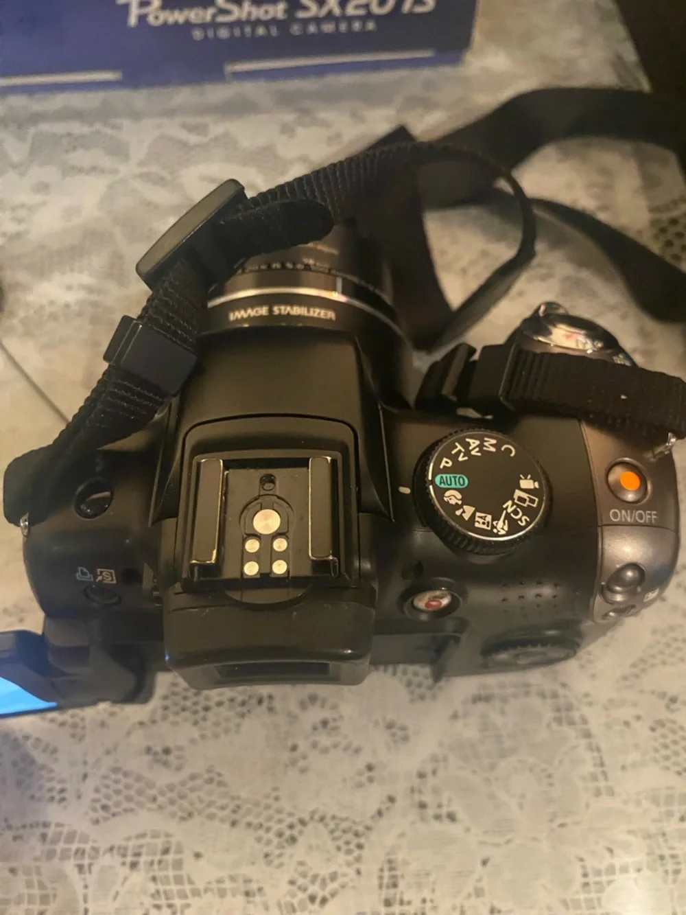 Canon PowerShot SX20 IS 12.1MP 20X Zoom Lens Digital Camera/Case - Picture 8 of 10